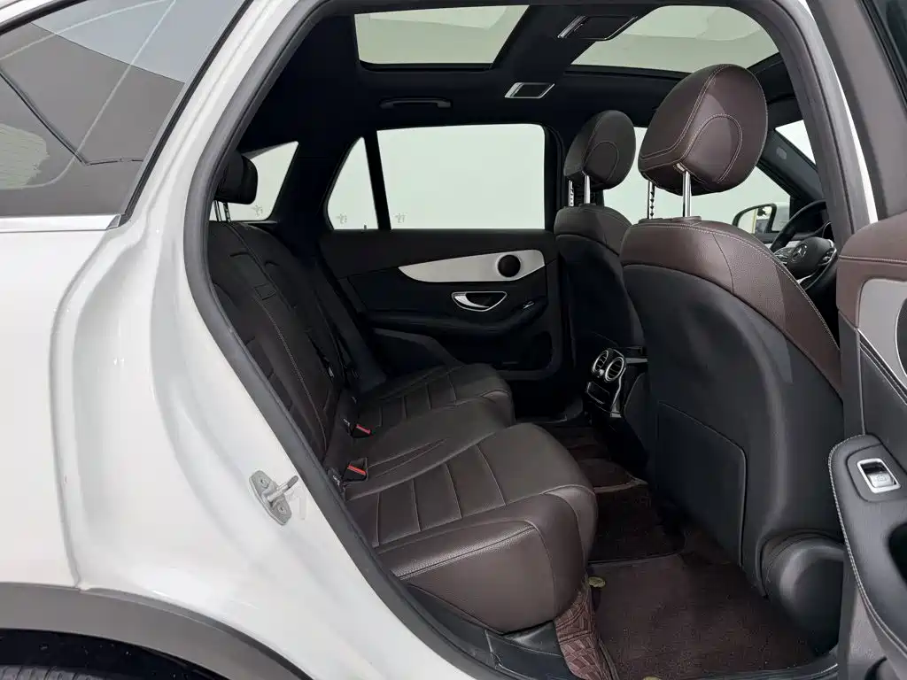 Mercedes-Benz GLC — миниатюра 24
