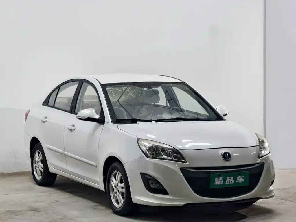 Changan V5 — миниатюра 3