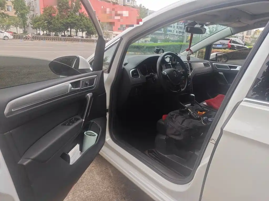 Volkswagen Golf Sportsvan — миниатюра 12