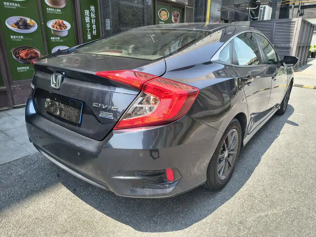 Honda Civic 2019 220TURBO CVT V