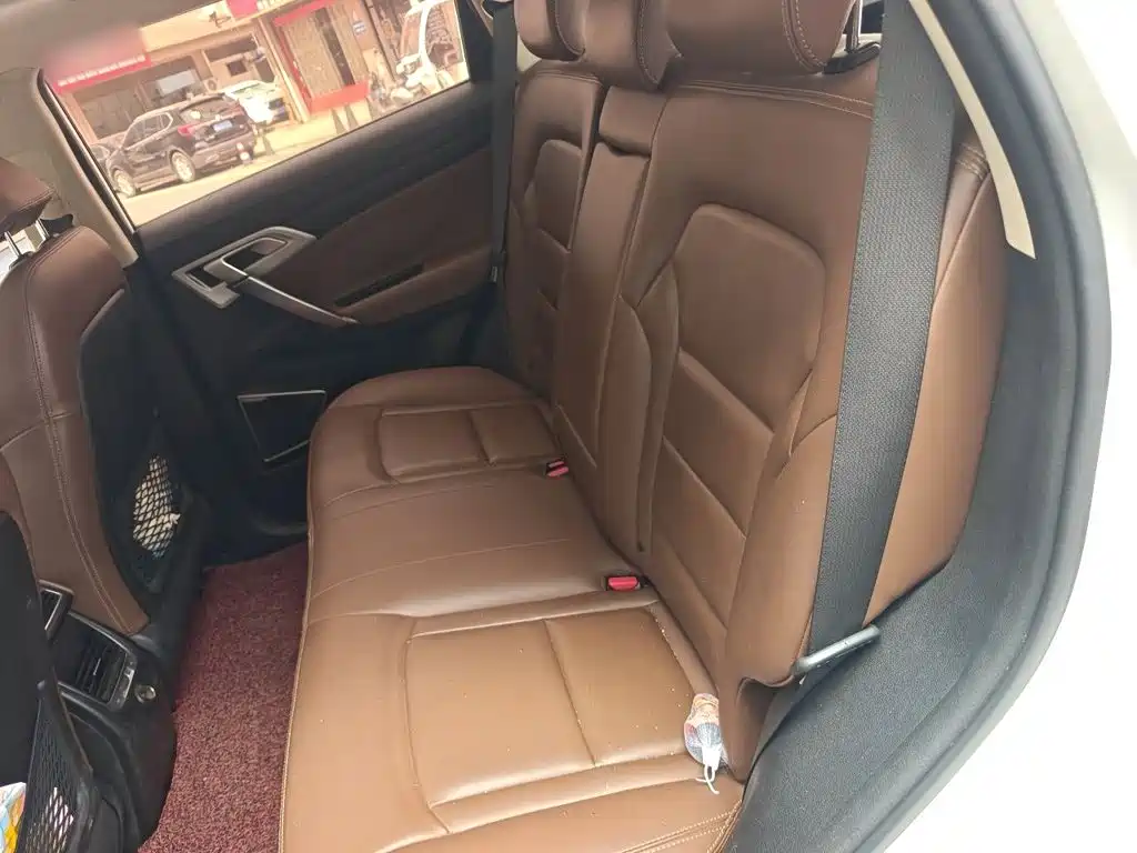Geely Boyue — миниатюра 18