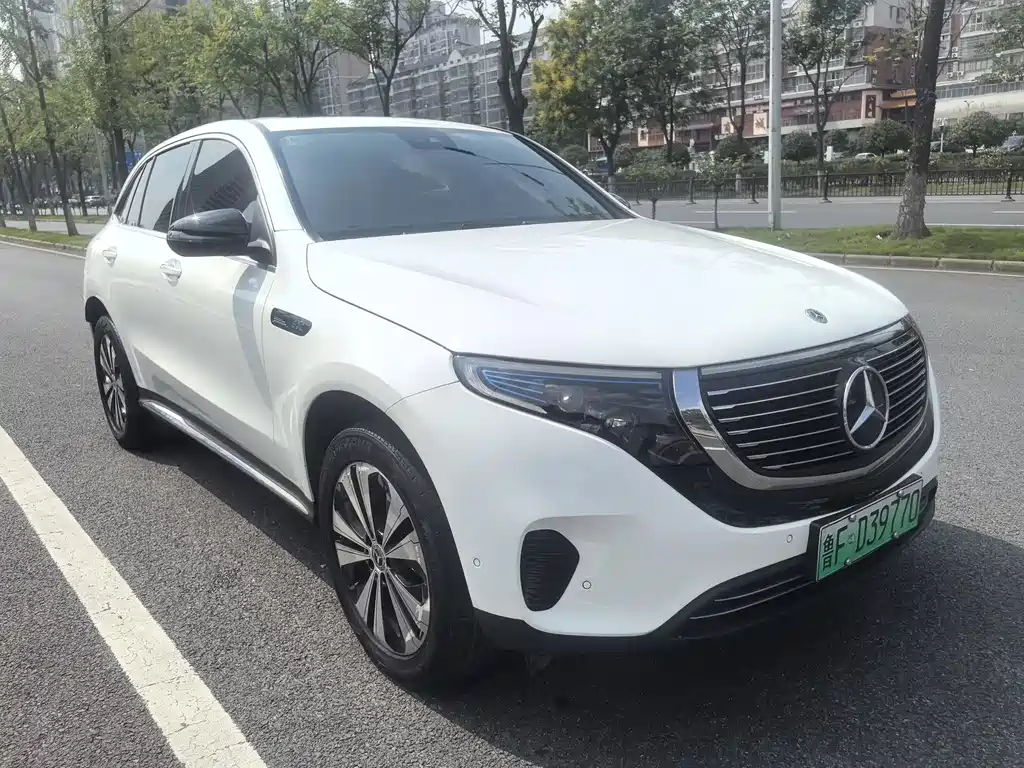 Mercedes-Benz EQC — миниатюра 2