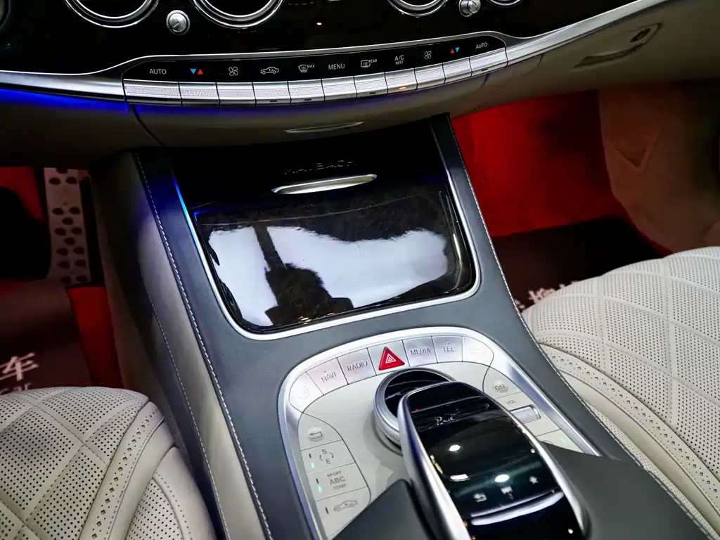 Mercedes-Benz S-Class — миниатюра 14