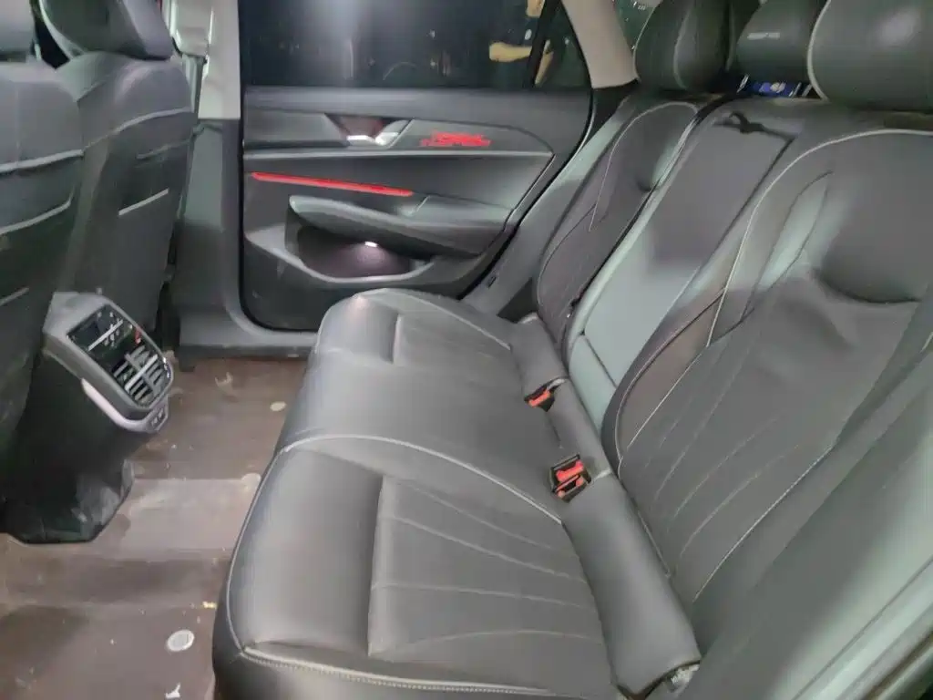 Volkswagen Passat — миниатюра 18