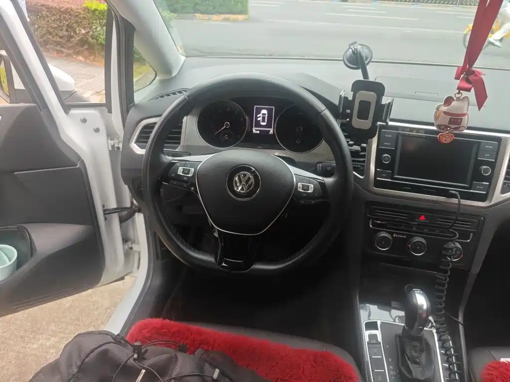Volkswagen Golf Sportsvan — миниатюра 6