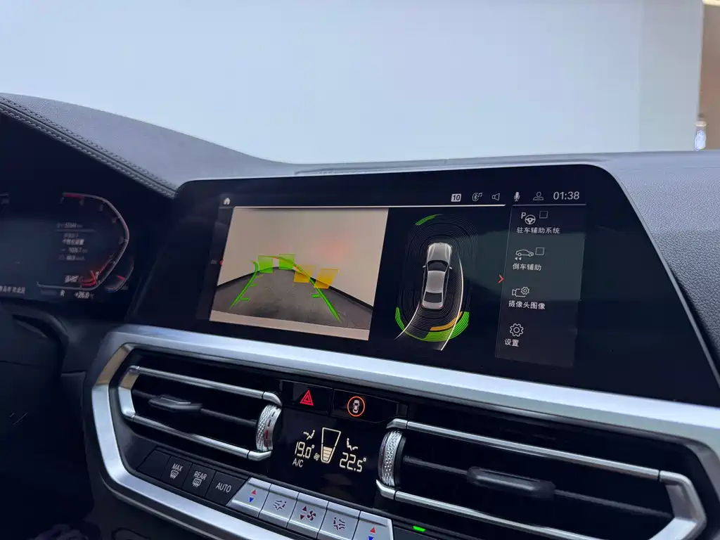 BMW 3 Series — миниатюра 23