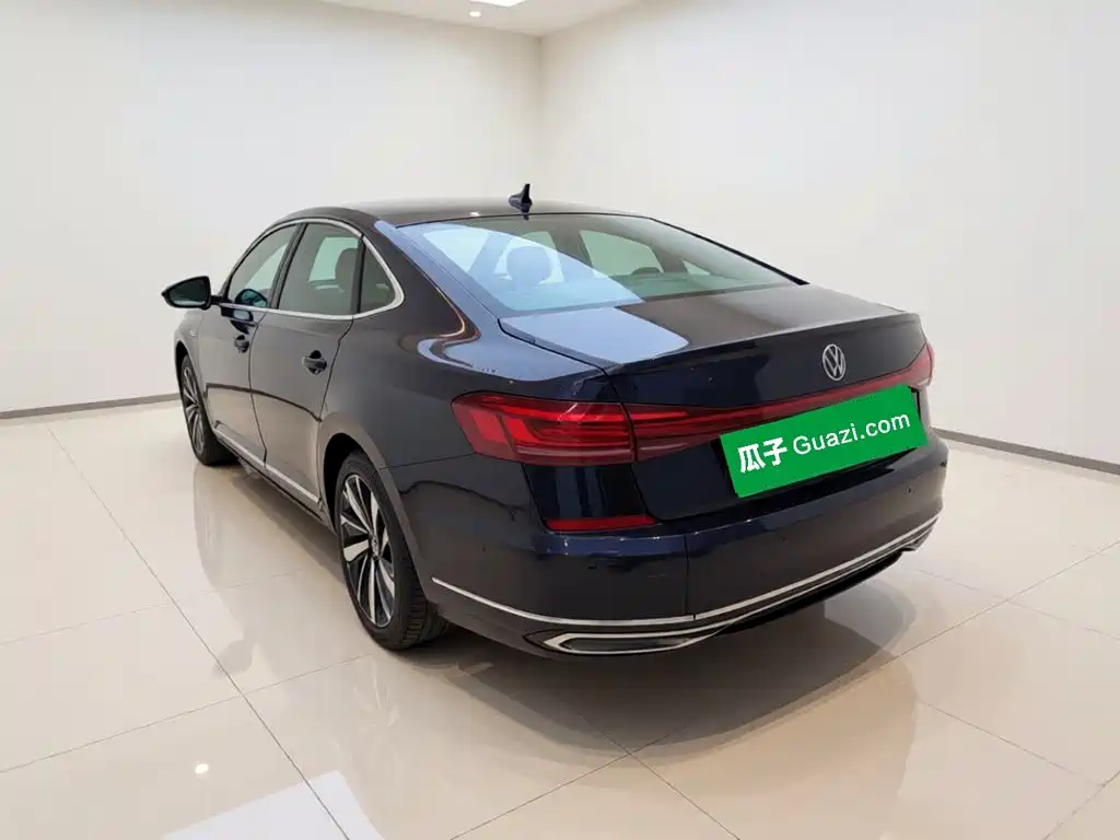 Volkswagen Passat — миниатюра 4