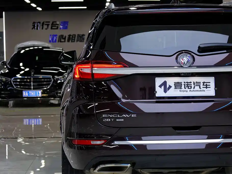 Buick Enclave — миниатюра 8