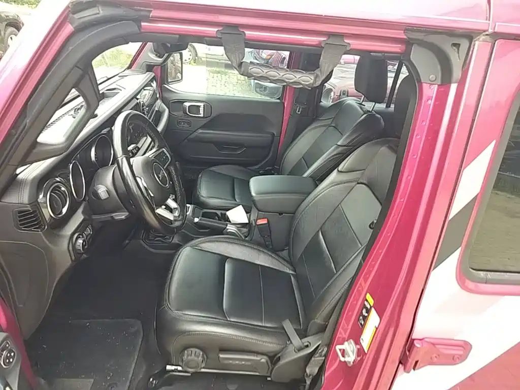 Jeep Wrangler — миниатюра 15