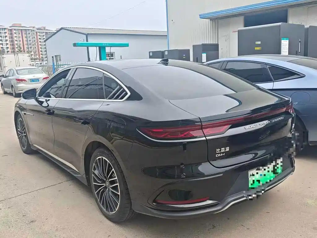BYD Han — миниатюра 2