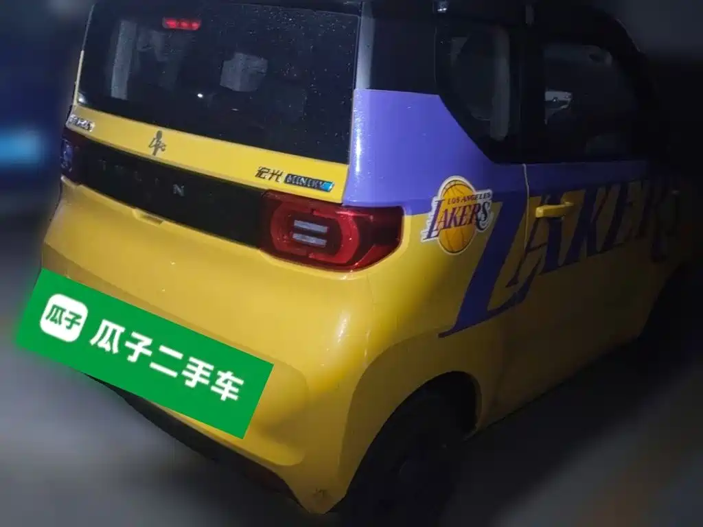 Wuling MINIEV — миниатюра 4