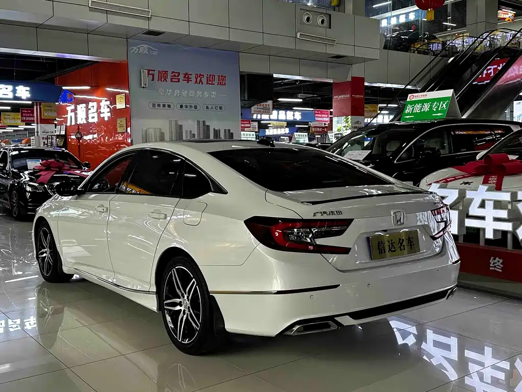 Honda Accord 2022 260TURBO Luxury