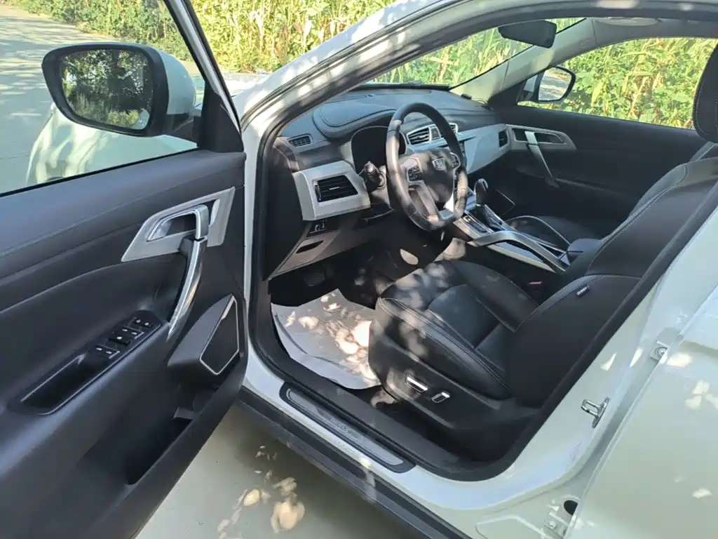 Geely Boyue — миниатюра 16