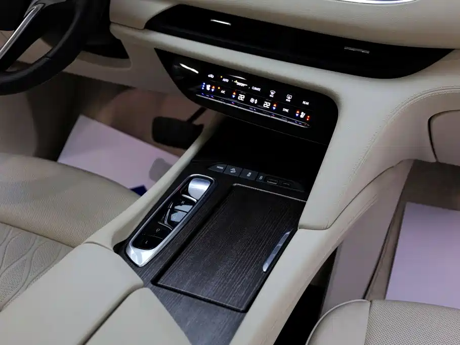 Buick Enclave — миниатюра 21