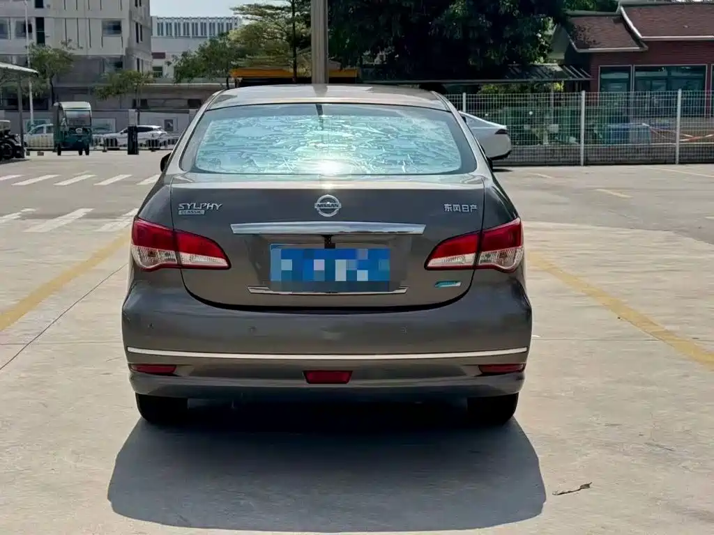 Nissan Sylphy — миниатюра 4