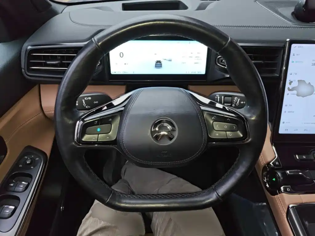 NIO ES8 — миниатюра 11