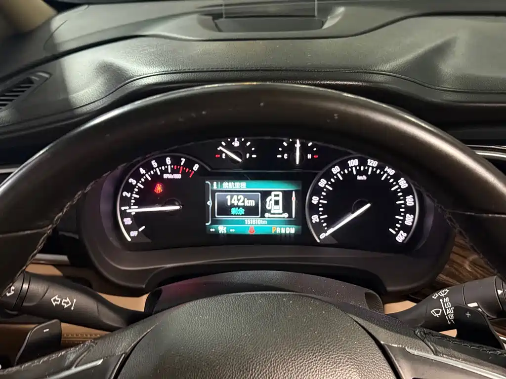 Buick GL8 — миниатюра 8