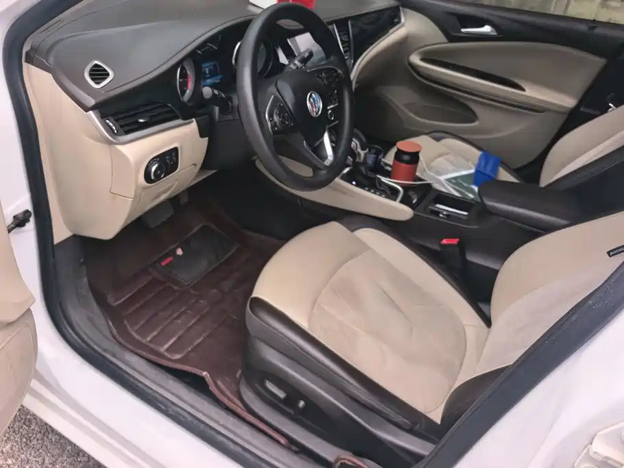 Buick Verano — миниатюра 9
