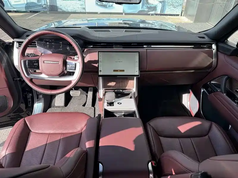 Land Rover Range Rover — миниатюра 9