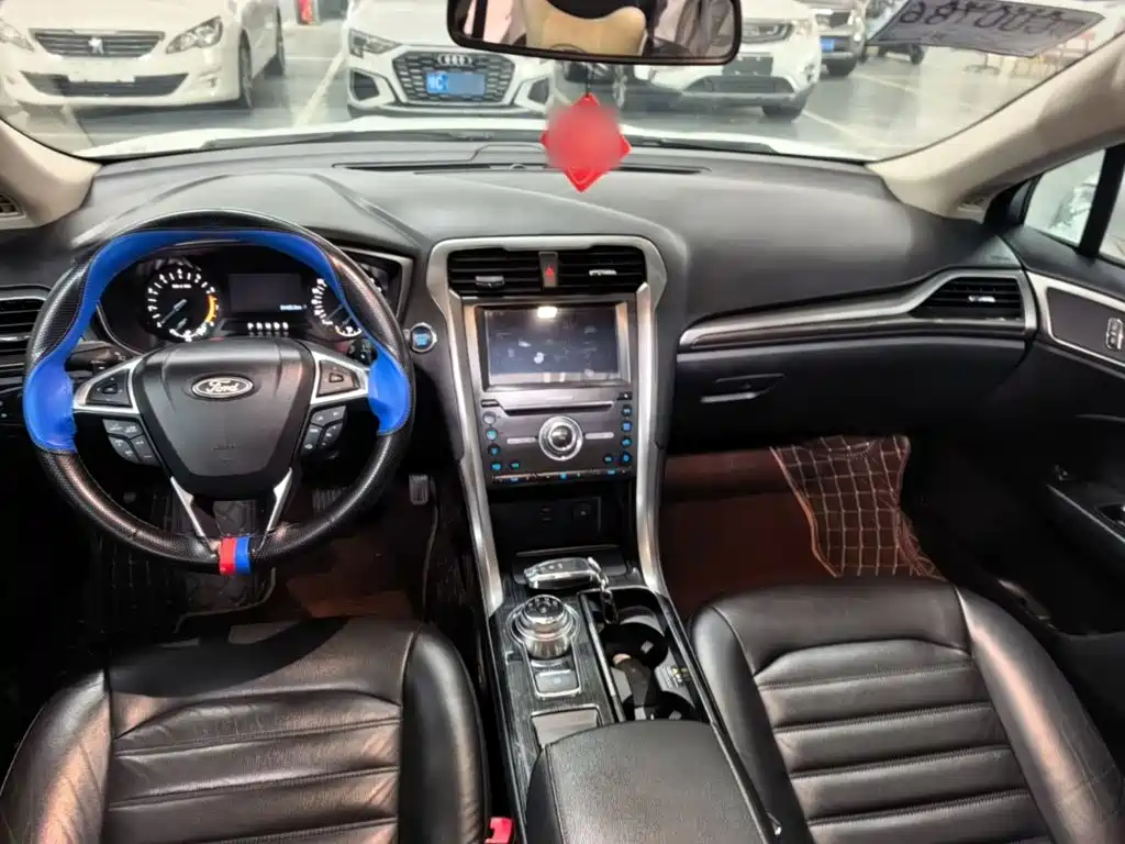 Ford Mondeo — миниатюра 10