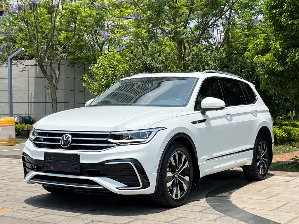 Volkswagen Tiguan L 2023