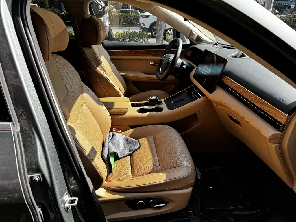 HONGMENG ZHIXING ASK THE WORLD M5