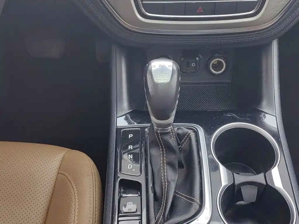 Changan CS95 — миниатюра 13