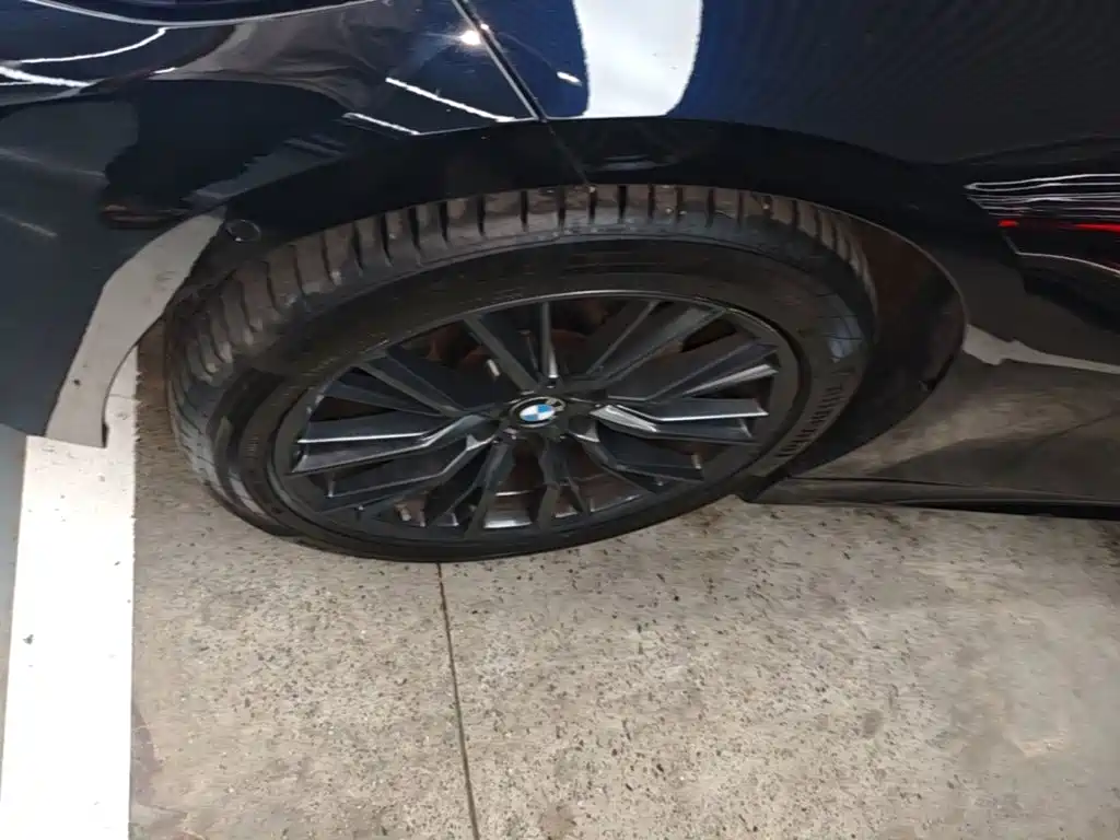 BMW 3 Series — миниатюра 23