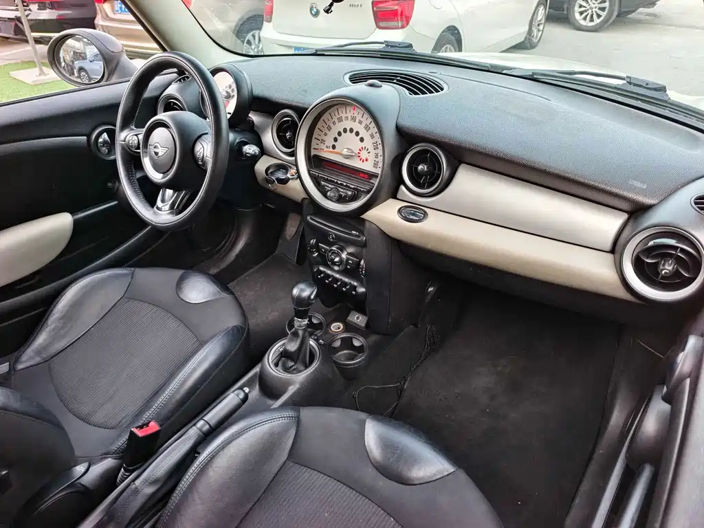 MINI Mini Clubman — миниатюра 11