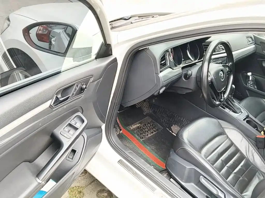 Volkswagen Lamando — миниатюра 16