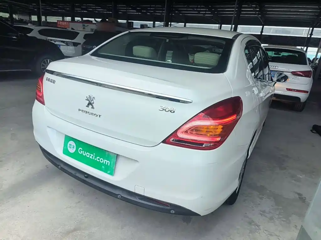 Peugeot 308 — миниатюра 7
