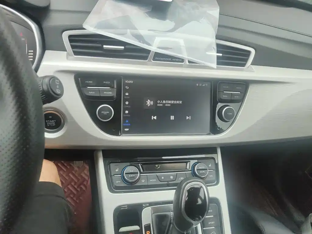 Geely Boyue — миниатюра 13