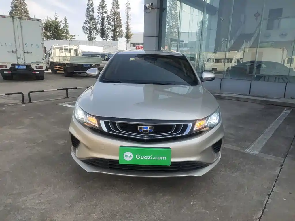 Geely Emgrand GL — миниатюра 3