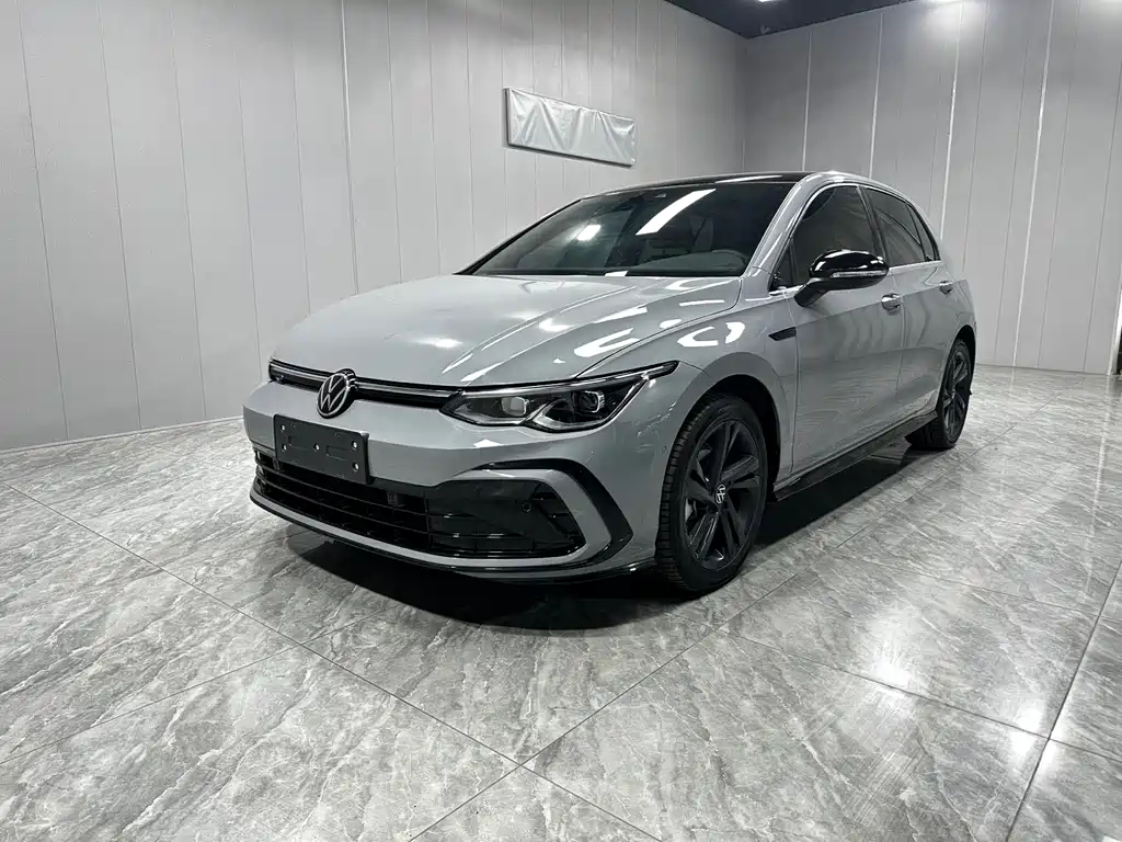 2022 Volkswagen Golf - zdjęcie 1 z 22