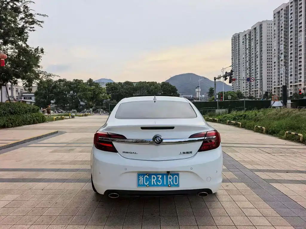 Buick Regal — миниатюра 9