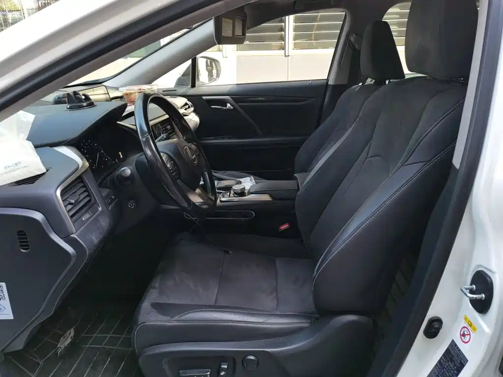 Lexus RX — миниатюра 16