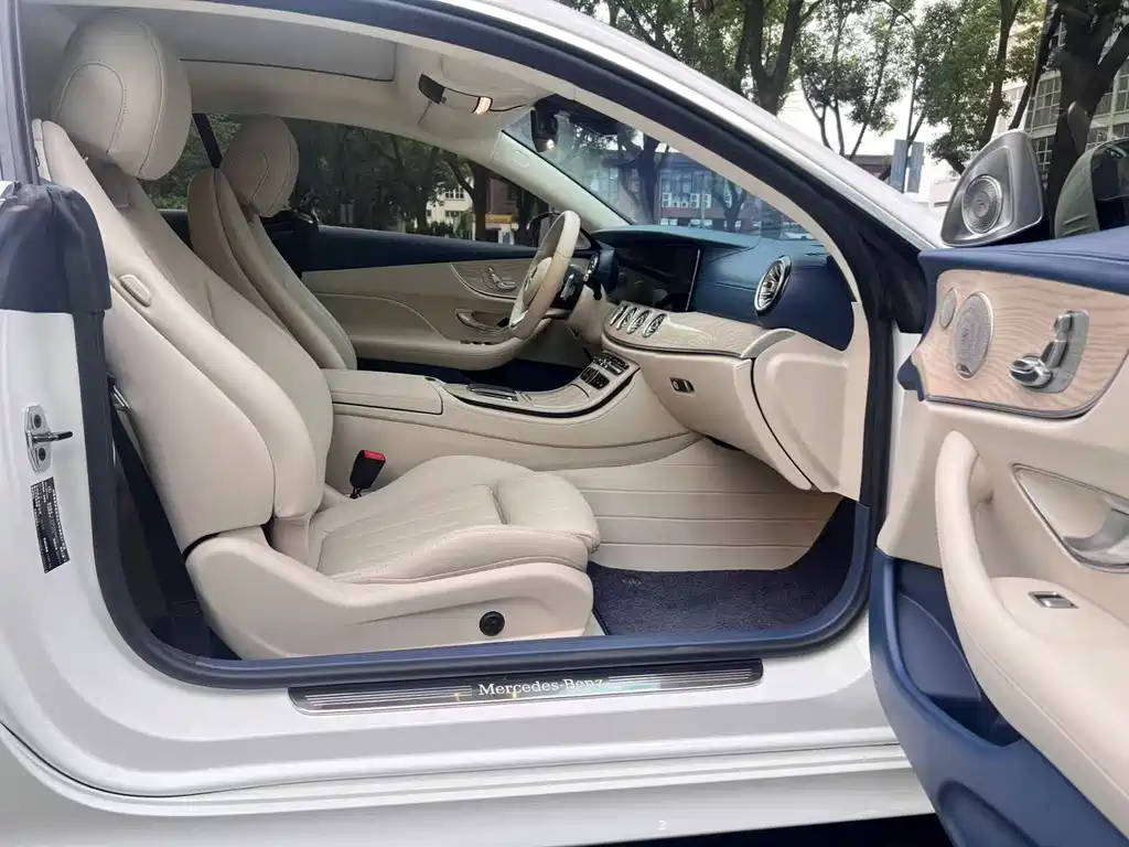 Mercedes-Benz E-Class (Import) — миниатюра 19