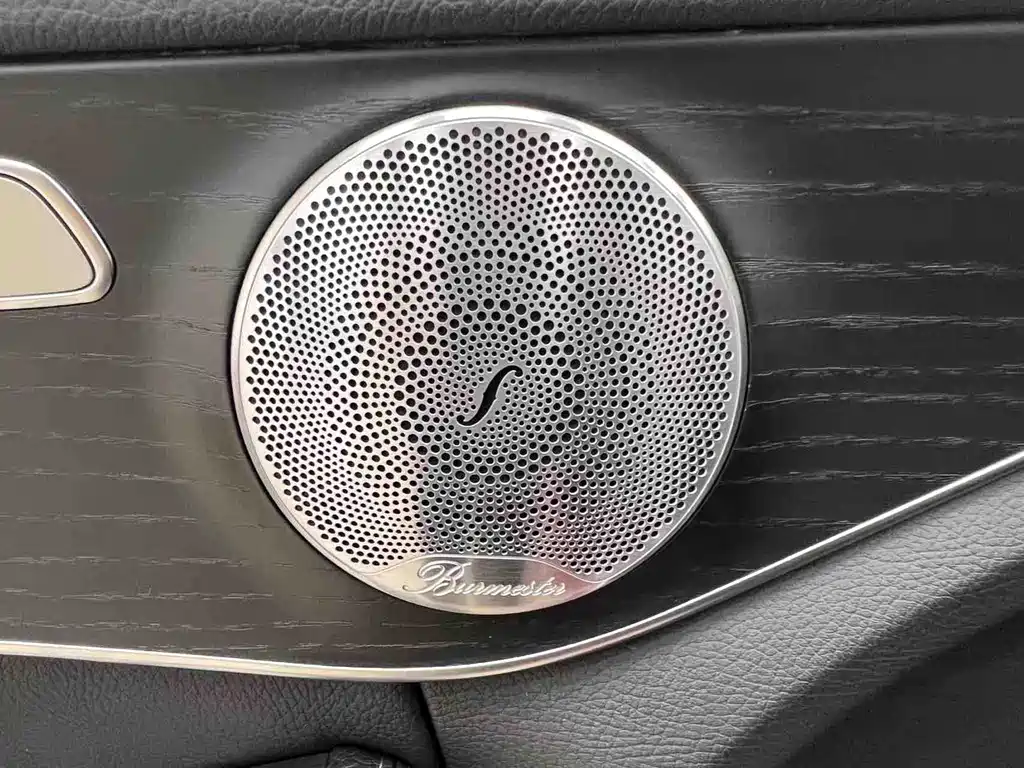 Mercedes-Benz C-Class — миниатюра 7