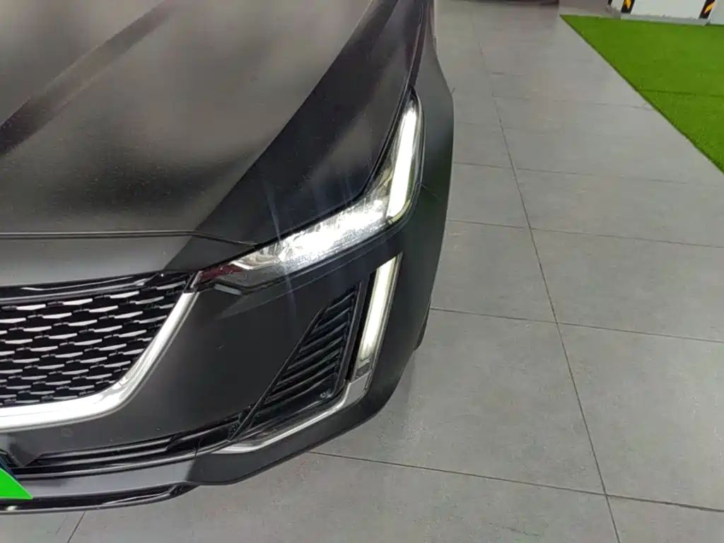 Cadillac CT5 — миниатюра 24