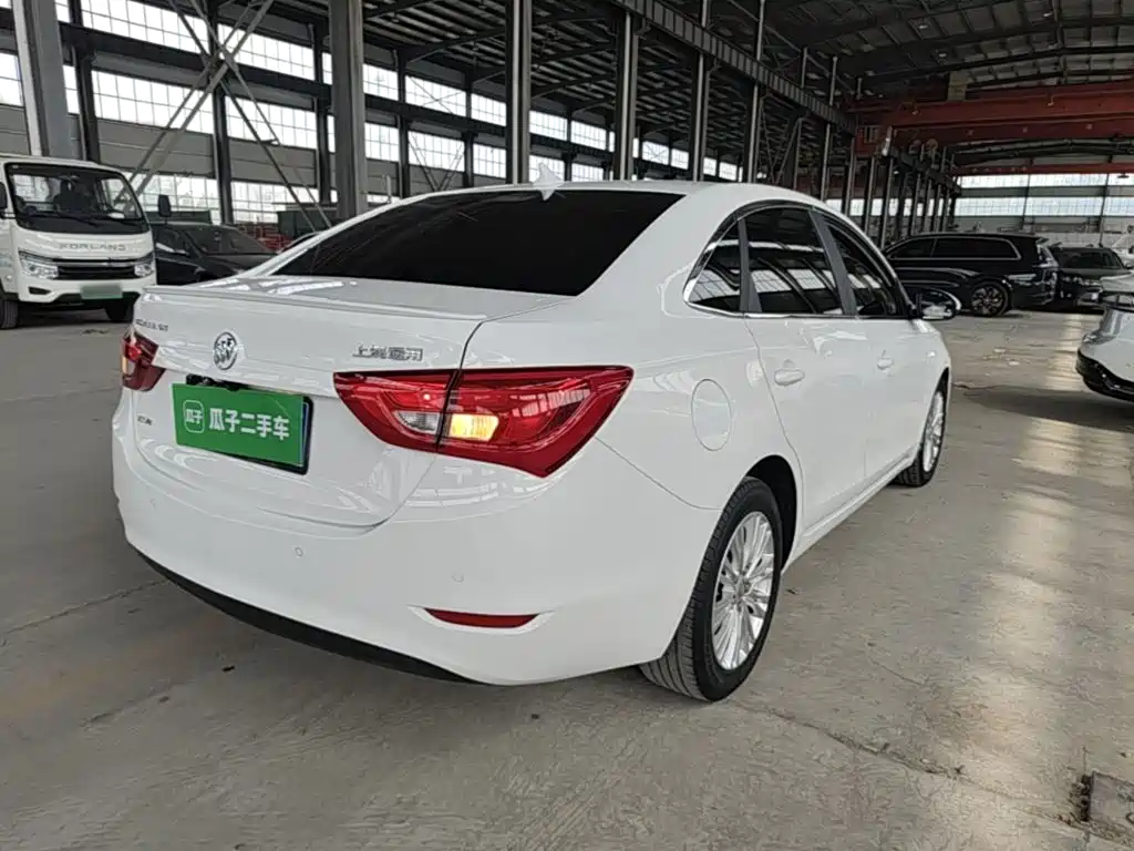 Buick Excelle — миниатюра 7