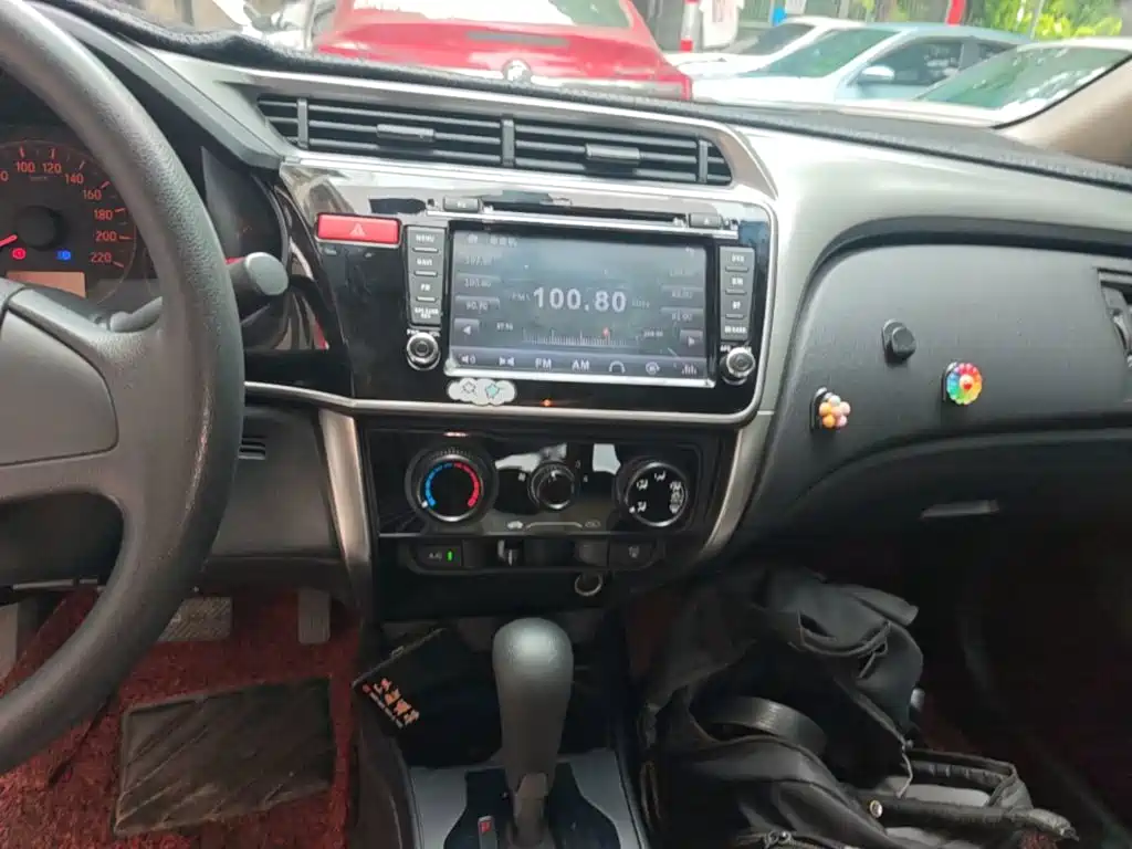 Honda City — миниатюра 13