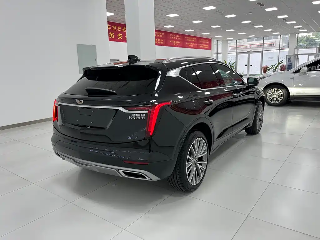Cadillac GT4 — миниатюра 15