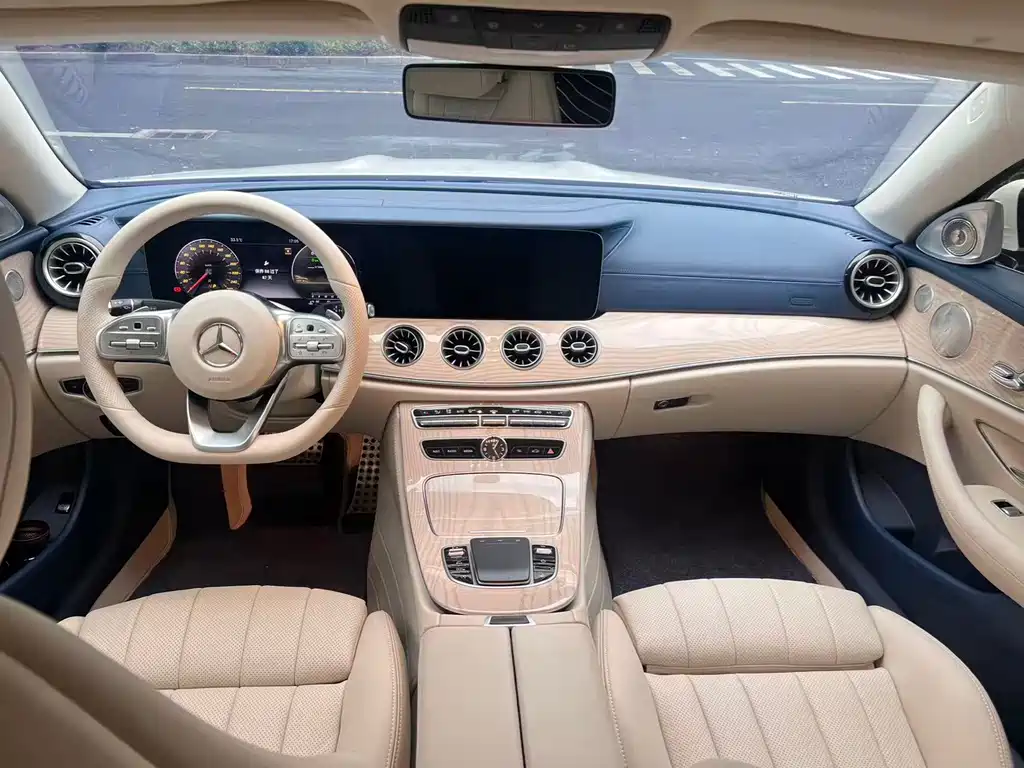 Mercedes-Benz E-Class (Import) — миниатюра 11