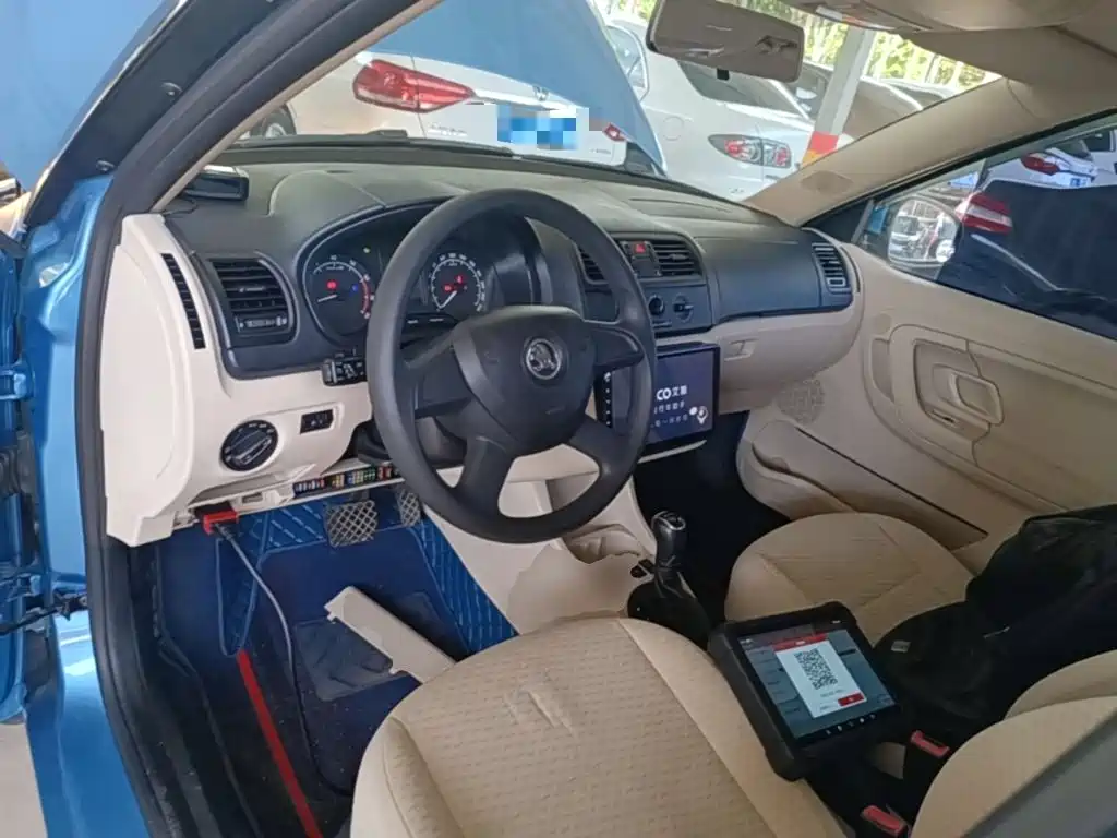 Skoda Fabia — миниатюра 10