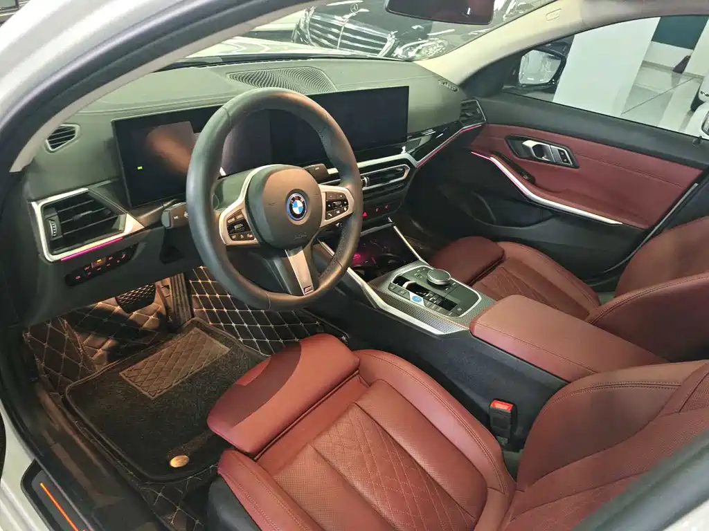 BMW i3 2024 eDrive 40 L