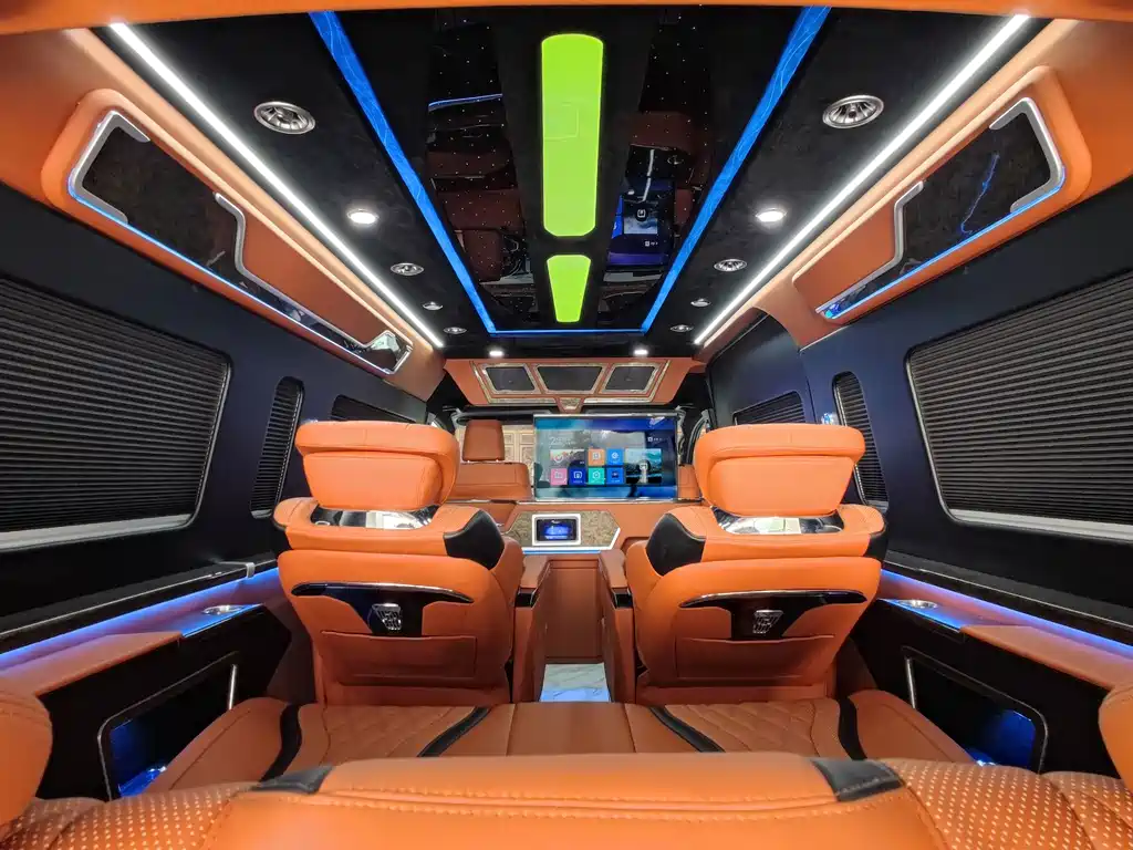 Toyota Hiace — миниатюра 24