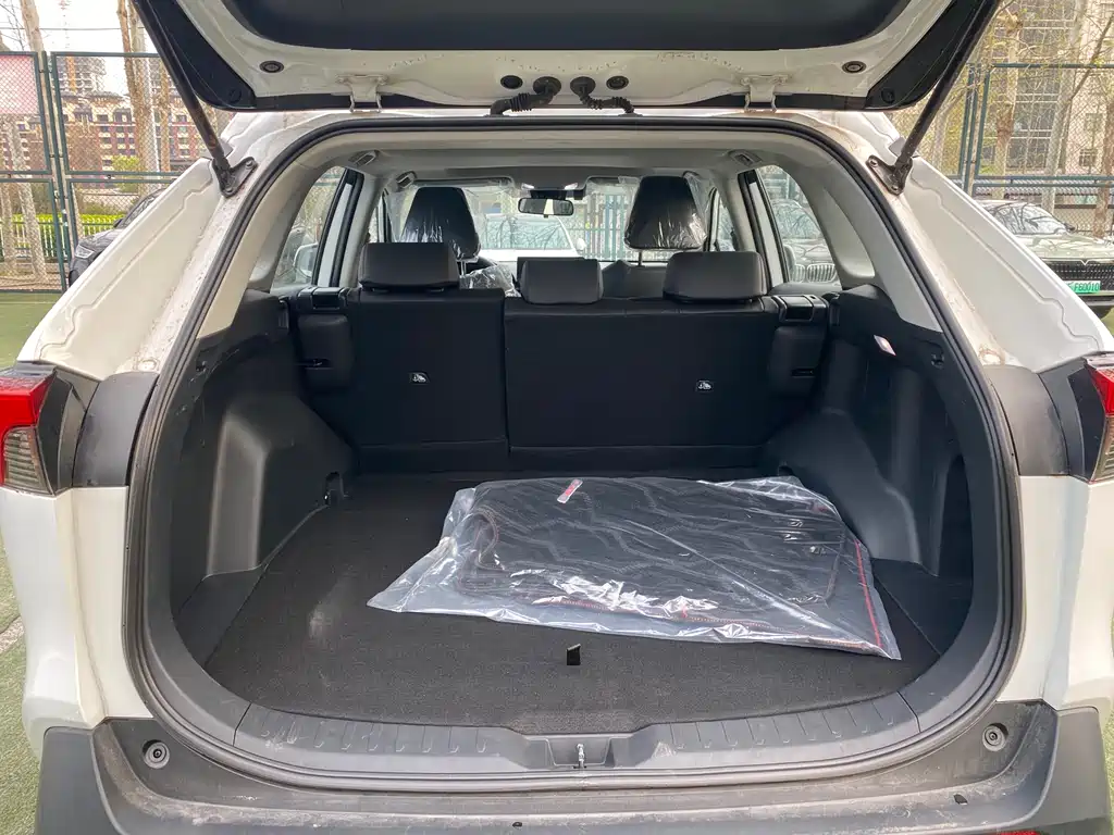 Toyota RAV4 Prime - фото 11