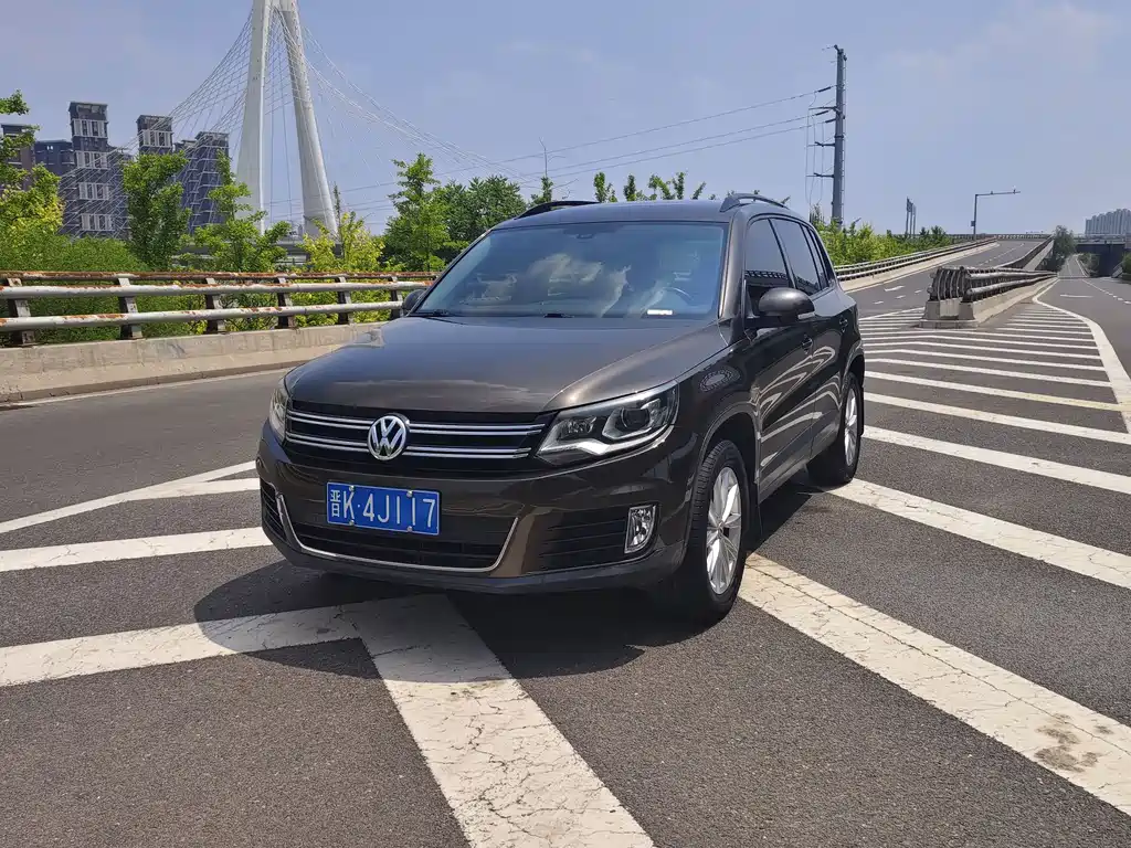 Volkswagen Tiguan 2015
