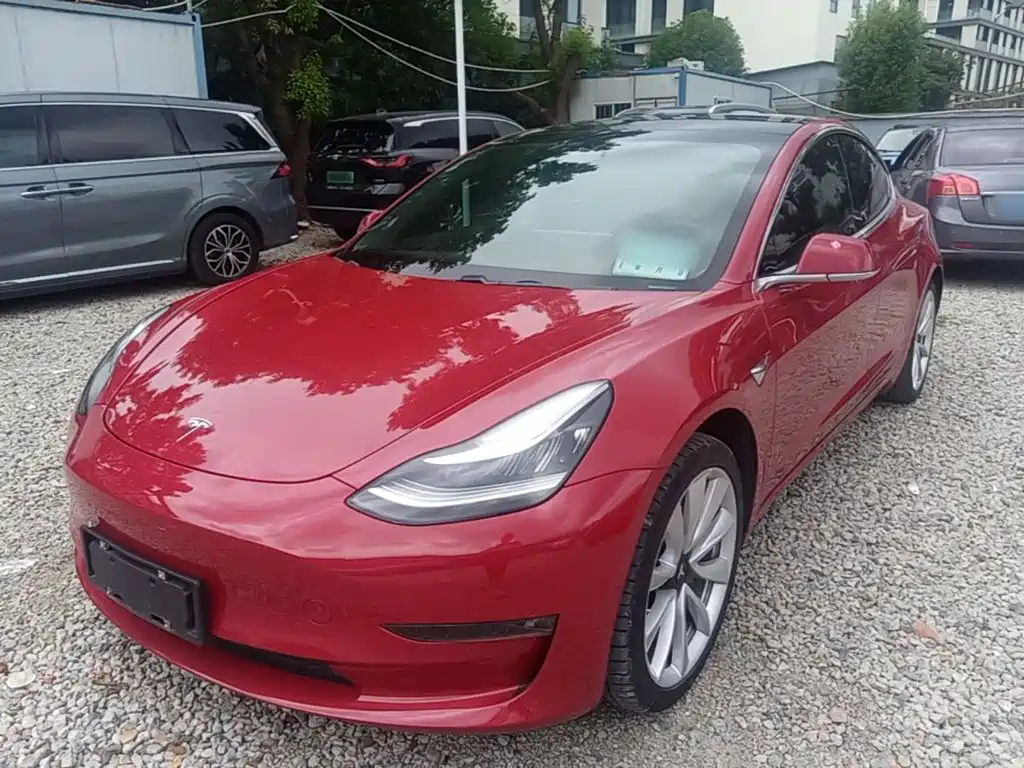 Tesla Model 3 — миниатюра 2