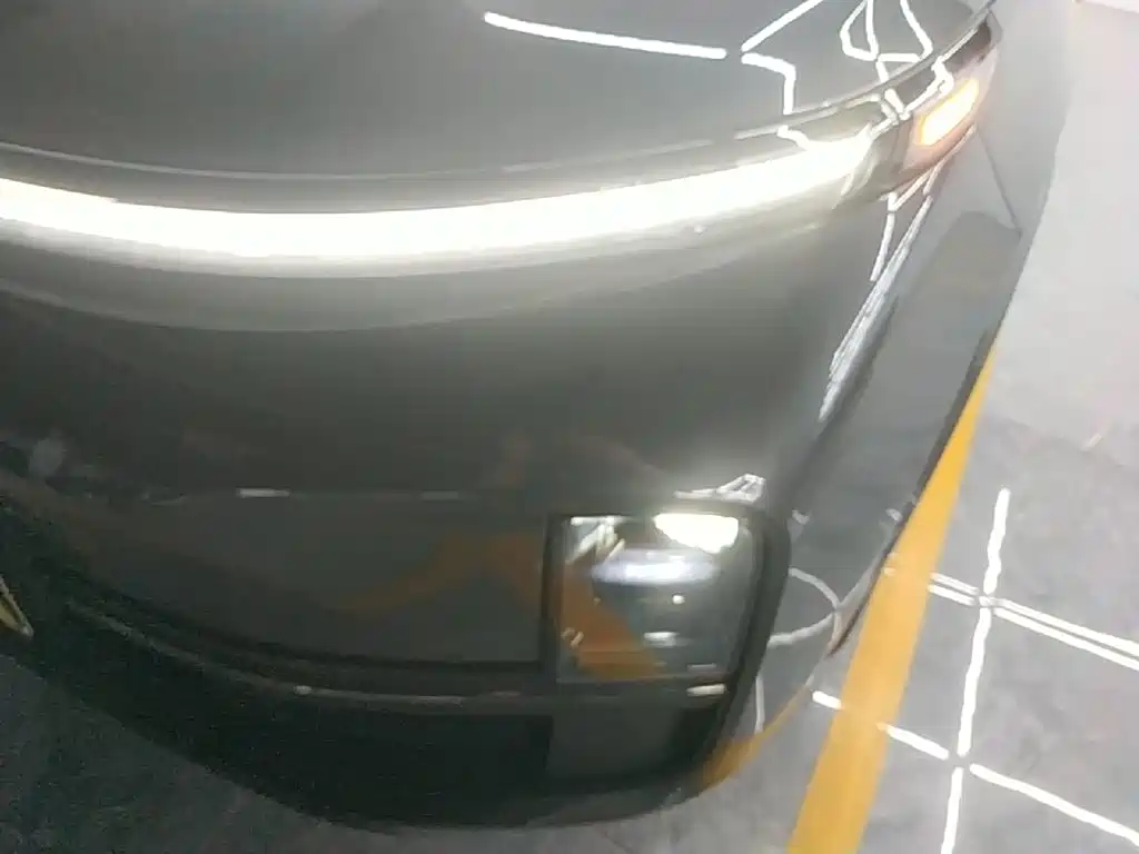 Li Auto Li L8 — миниатюра 24